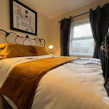 York Centre 2 Bedroom Renovated Flat, 8 Escrick Street Dış mekan fotoğraf