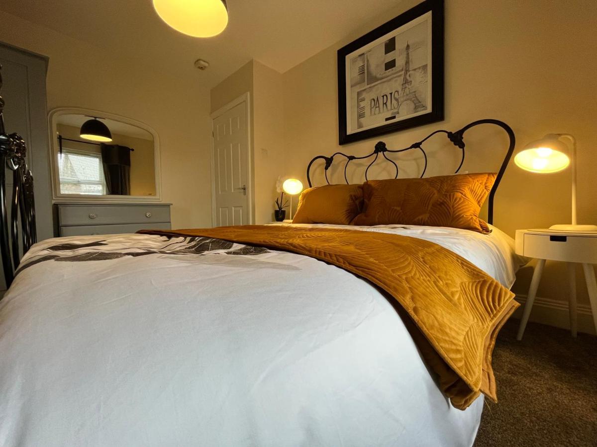 York Centre 2 Bedroom Renovated Flat, 8 Escrick Street Dış mekan fotoğraf